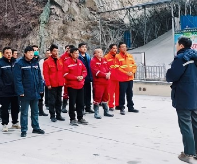 實戰(zhàn)演練，防患未“燃”｜雙河金礦開展冬季火災(zāi)應(yīng)急預(yù)案演練